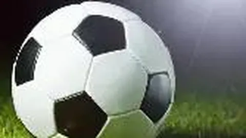 利物浦力克南安普顿，努涅斯与萨拉赫双响，16分领先领跑英超积分榜