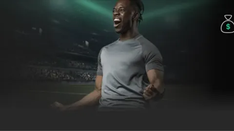 “霍苏宣布退出泳坛，央视新闻客户端播报”